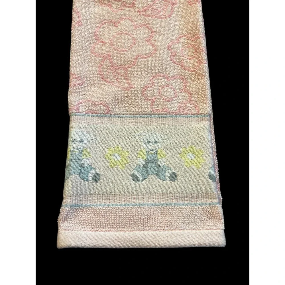 Set of 2 Blossoms & Blooms Springtime Pink Pastel Lamb Tulip Flower Hand Towel